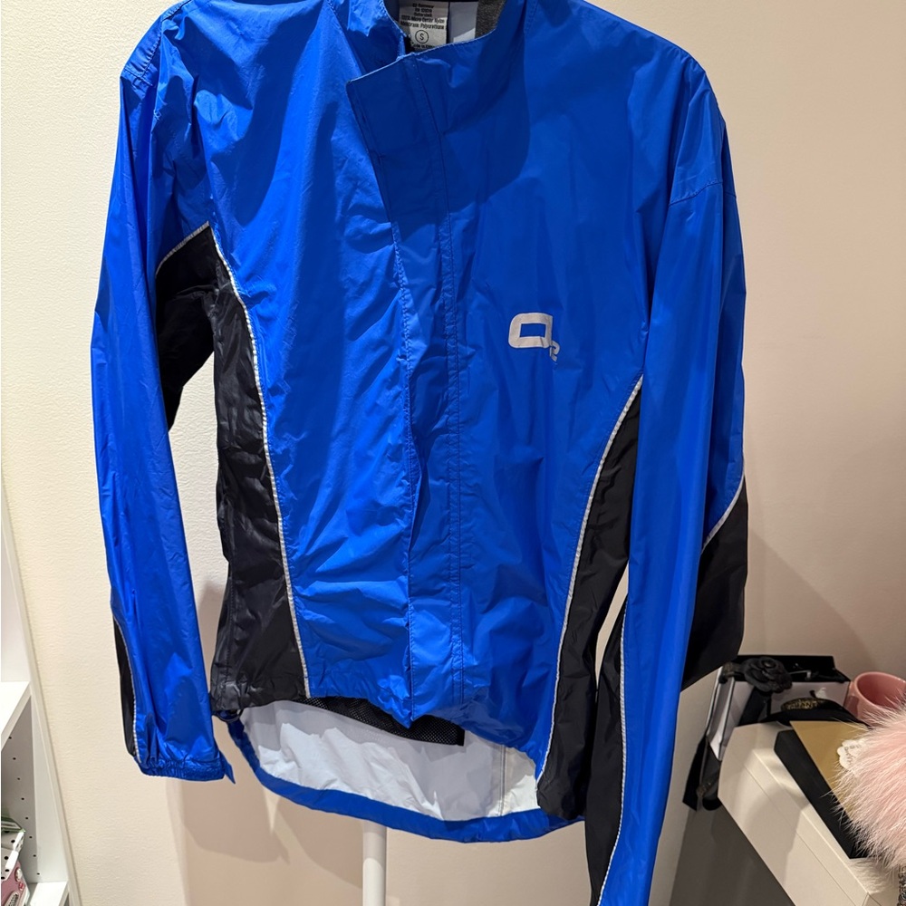 Blue and Black O2 Cycling Jacket - Picture 2 of 6